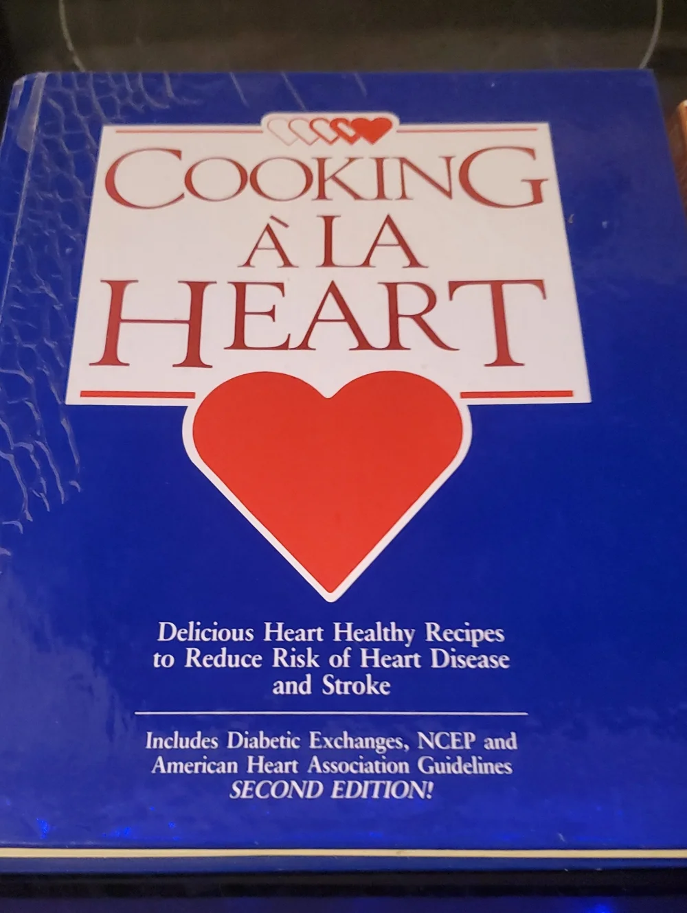 Three Cookbook Lot 2 Hard Cover. Southern Licibg, Taste Of Home And Cookin Ala ❤
